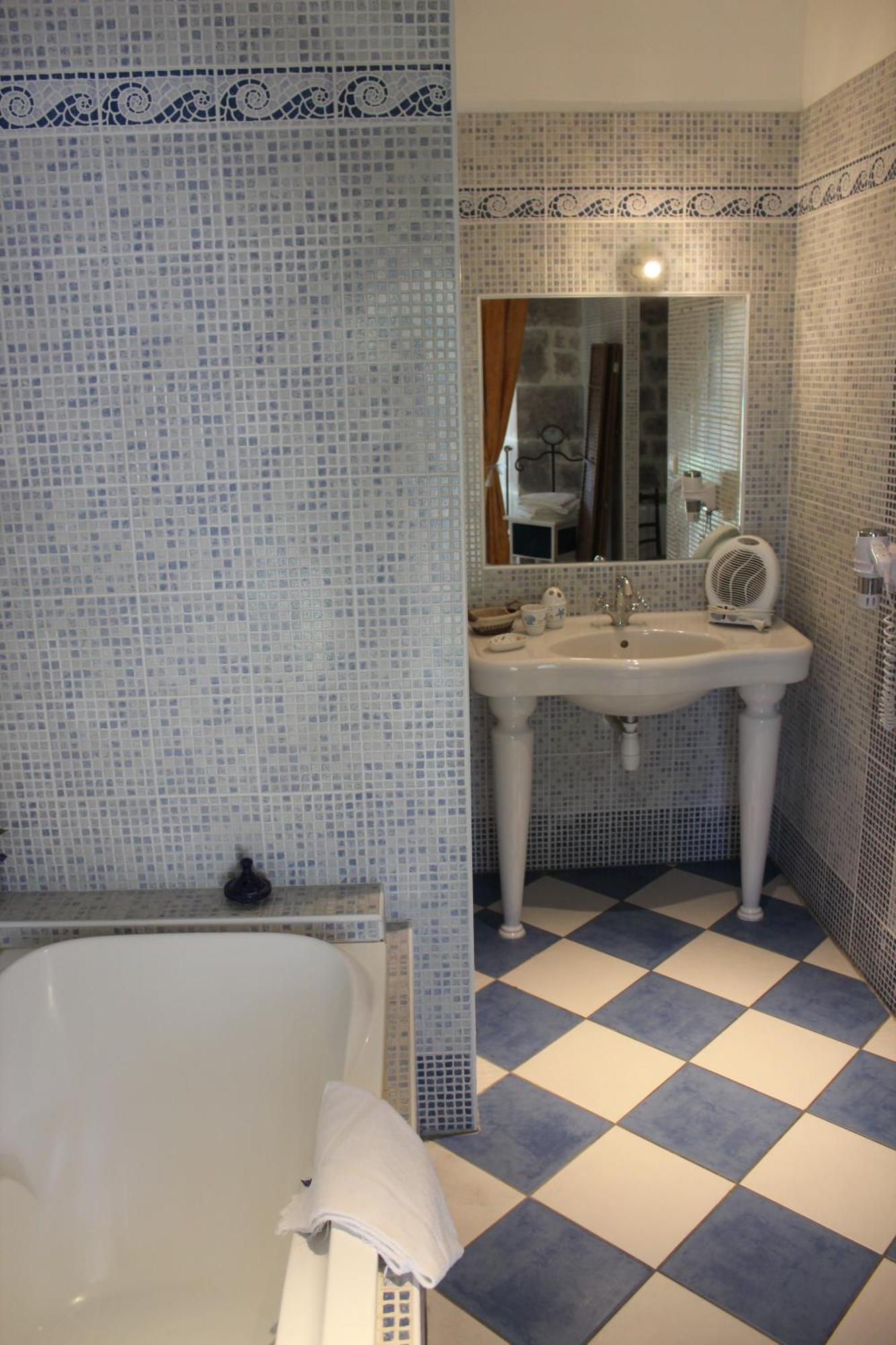 Domaine Des Chais Thénac Habitación foto