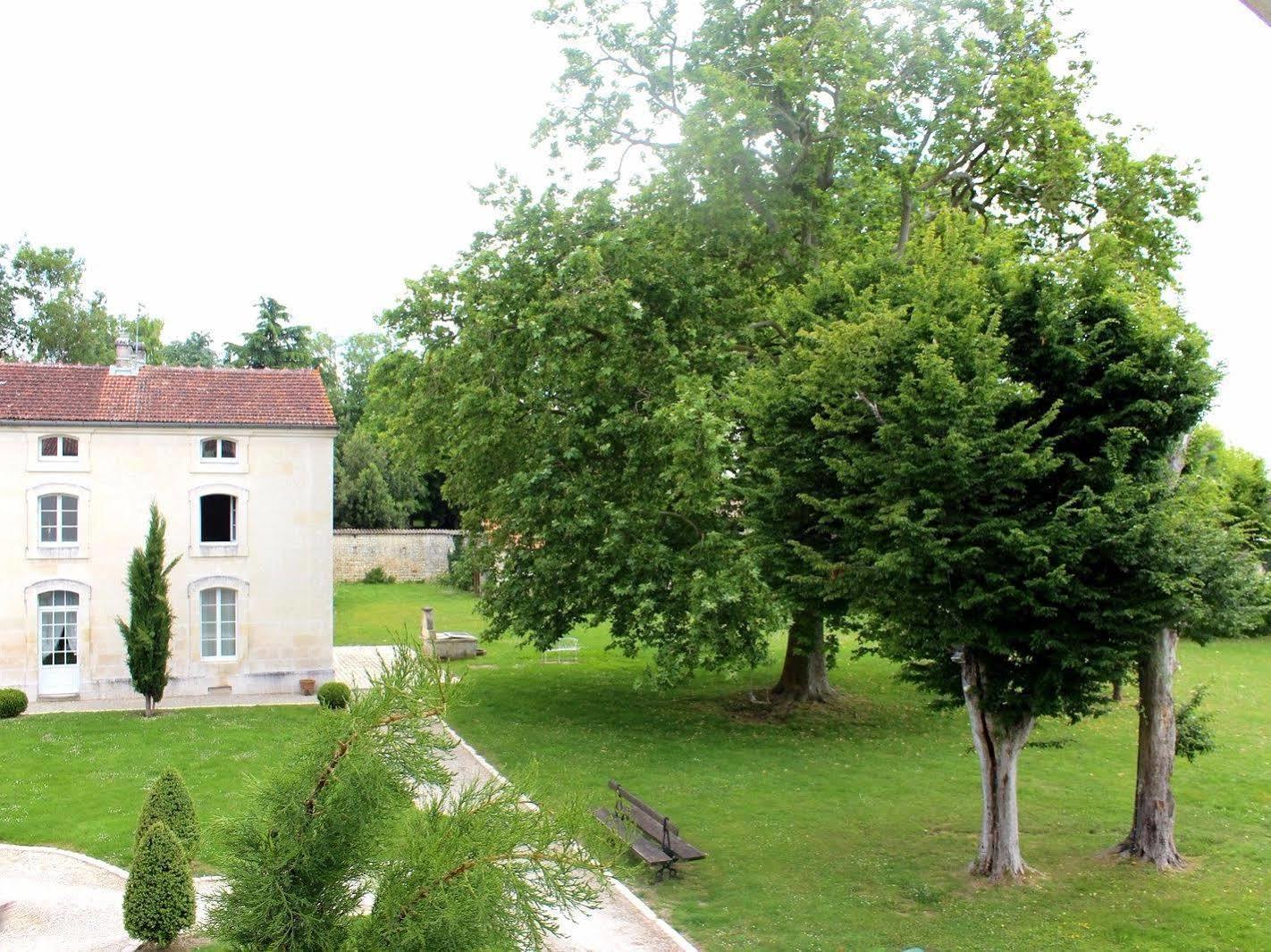 Domaine Des Chais Thénac Exterior foto