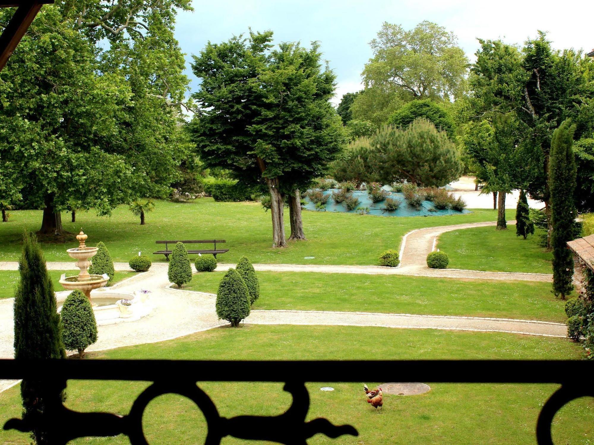 Domaine Des Chais Thénac Exterior foto